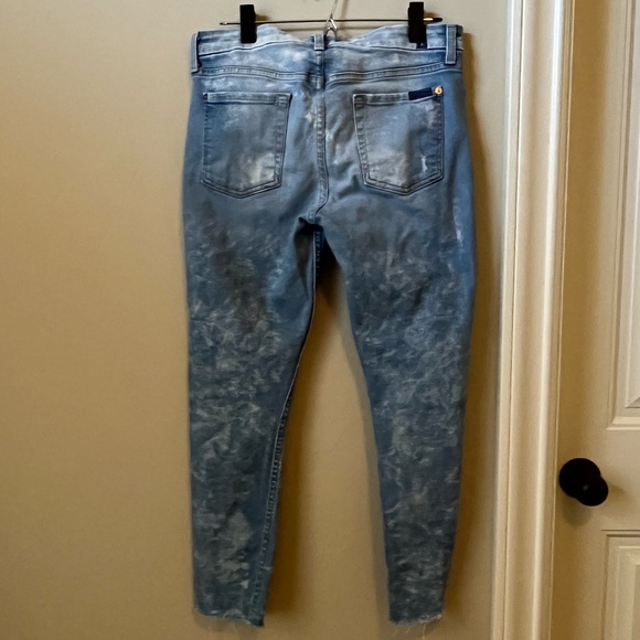 7 for All Mankind - Picture 2 of 8